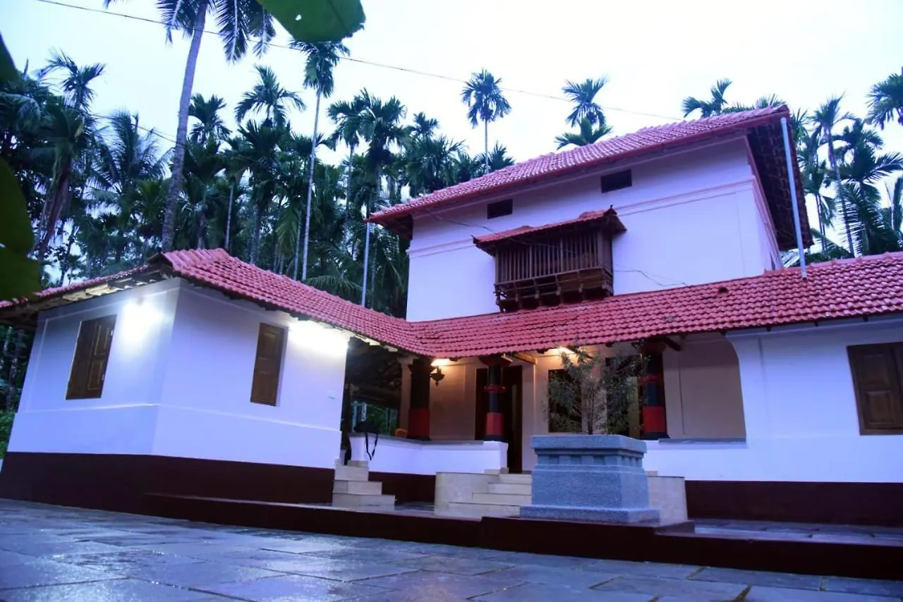 Villa Kaanayi Heritage Home Kokkanisseri
