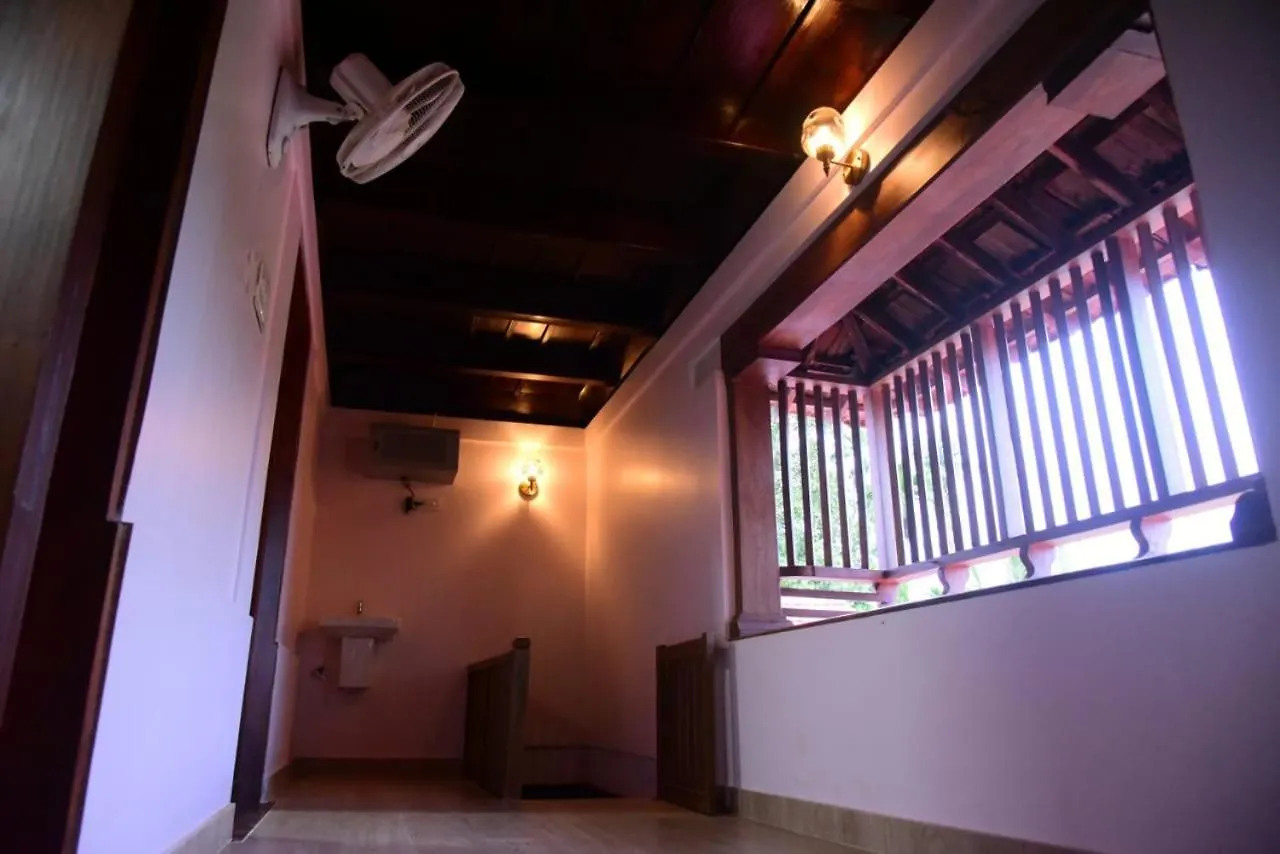 Kaanayi Heritage Home Kokkanisseri India